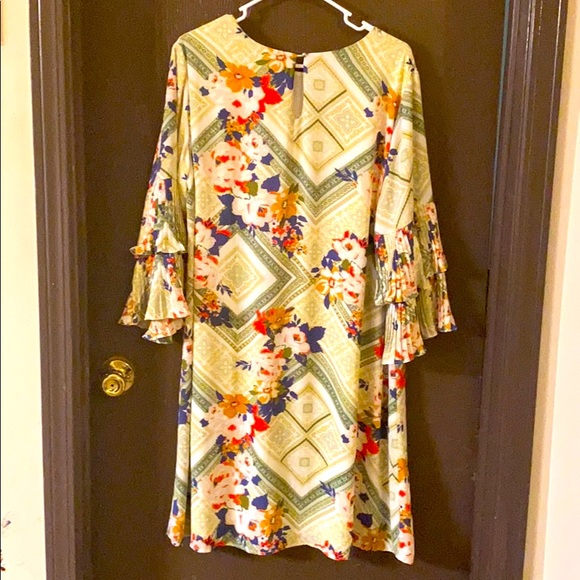 Geometric floral print loose midi dress👗💗 - Picture 4 of 4